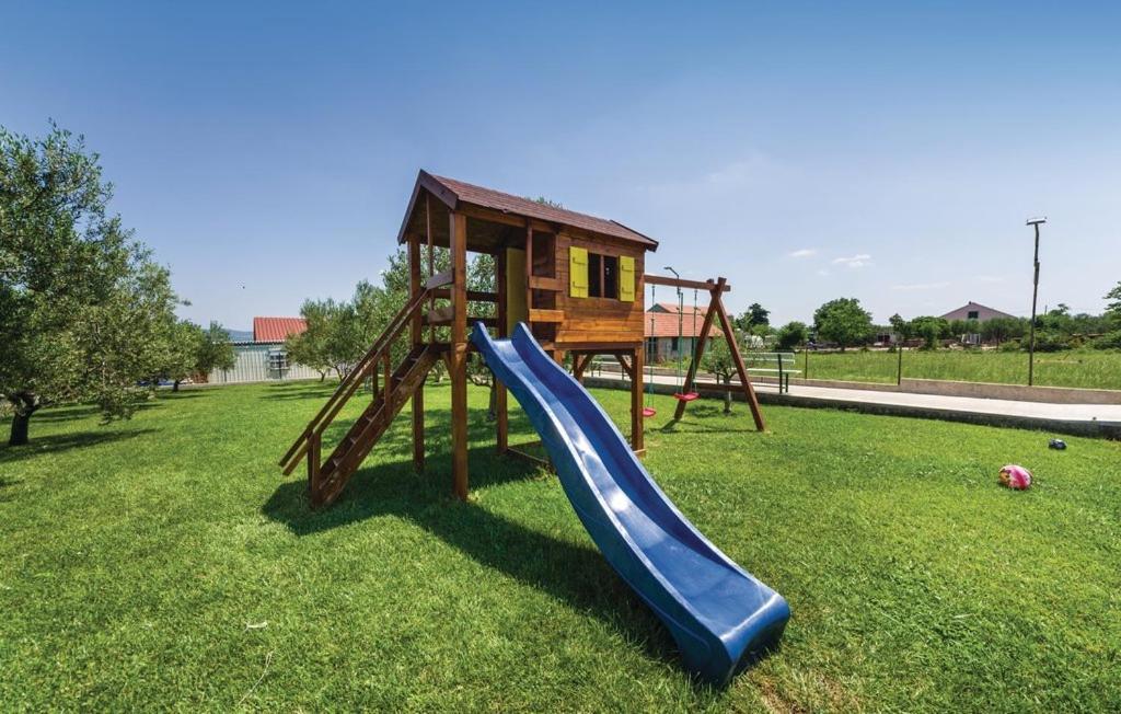 Apartments Mikulic Biograd Na Moru Dış mekan fotoğraf