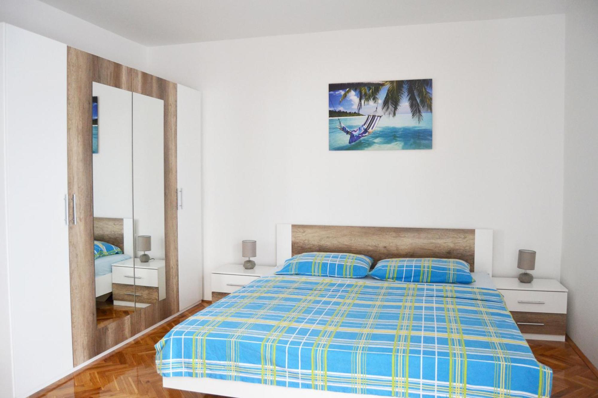 Apartments Mikulic Biograd Na Moru Oda fotoğraf
