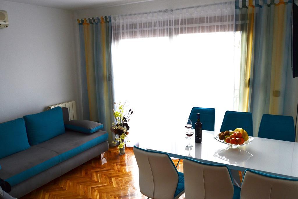 Apartments Mikulic Biograd Na Moru Dış mekan fotoğraf