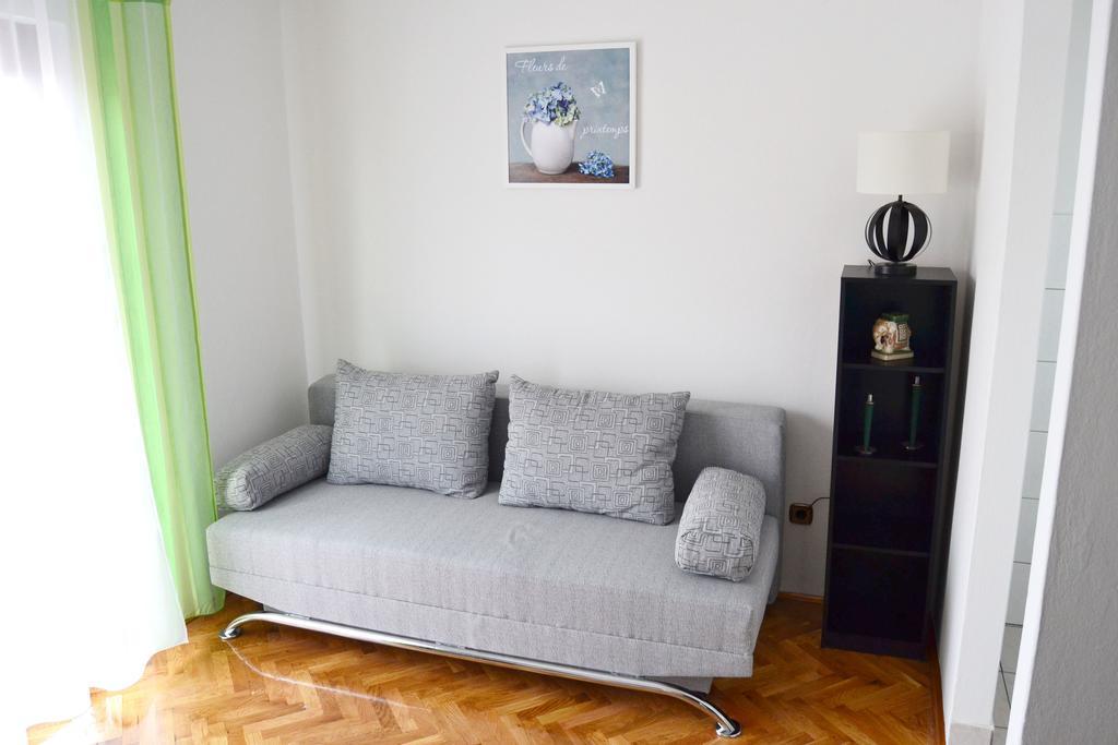 Apartments Mikulic Biograd Na Moru Dış mekan fotoğraf